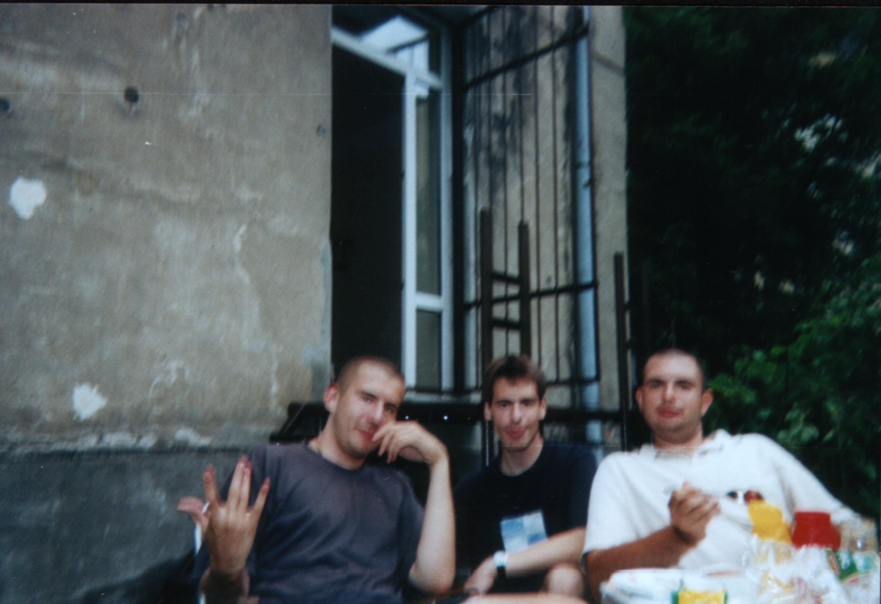 Image 29 of 31  -  329 kB